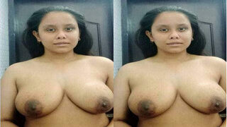 Cute Desi Girl Shows Her Big Boobs | ViralKand