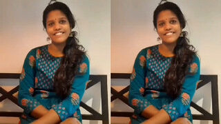 Desi Mallu Girl Shows Boobs | ViralKand