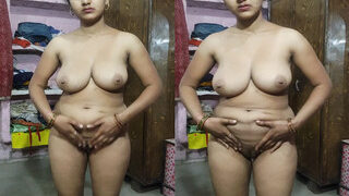 Horny Desi Bhabhi Shows Her Nude Body | ViralKand