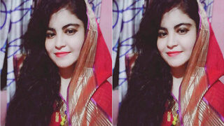 Desi Girl Shows Her Big Boobs Part 1 | ViralKand