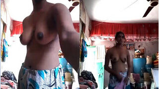 Desi Village Girl Shows Her Boobs | ViralKand