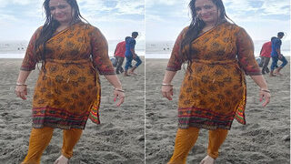 Sexy Desi Wife Shows Her Big Boobs And Pussy Part 1 | ViralKand