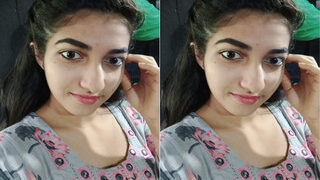 Cute Desi Girl Shows Her Boobs Part 1 | ViralKand