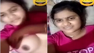 Desi Girl Shows Her Boobs On VC | ViralKand