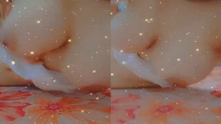 Sexy Girl Shows Boobs | ViralKand