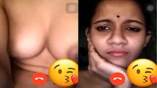 Desi Girl Shows Her Boobs On VC | ViralKand