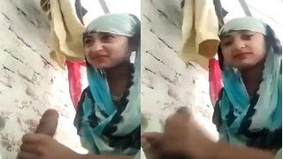 Sexy Desi Girl Sucking Lover Dick | ViralKand