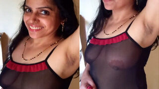Desi Bhabhi Boobs Visible | ViralKand