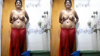 Desi Bhabhi Bathing And Shows Pussy Part 3 | ViralKand