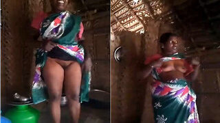 Desi Tamil Wife Shows Her Boobs And Pussy | ViralKand