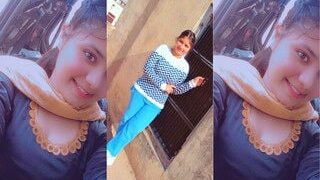 Desi Vlg Girl Play With Her Boobs | ViralKand