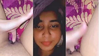 Horny Desi Girl Fingering | ViralKand