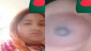 Bangladeshi Boudi Video Call Sex Showing Nude Body | ViralKand