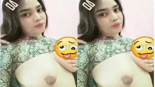 Nepali Girl Shows Boobs | ViralKand