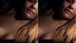 Desi Girl Pressing Her Boobs | ViralKand