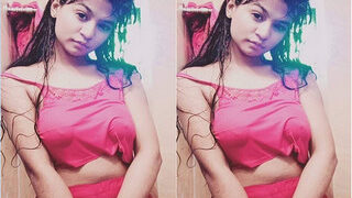 Desi Girl Shows Her Boobs | ViralKand