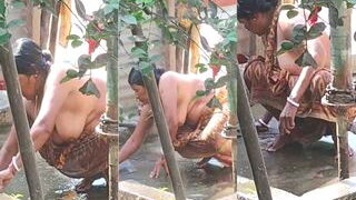 Desi Aunty Boobs Video Capture | ViralKand