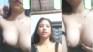Hot Look Desi Girl Shows Boobs | ViralKand