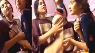 Desi Lesbo Girl Shows Boobs | ViralKand