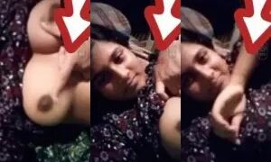 Desi Girl Shows Boobs On VC | ViralKand